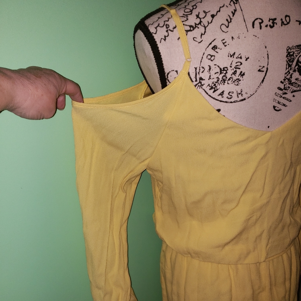 SALE 7 FOR $20 Bisou Bisou Cold Shoulder Dress 14 - Picture 3 of 8